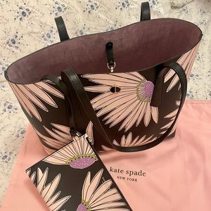 NEW Kate Spade Medium Tote Bag with matching pouch/wallet